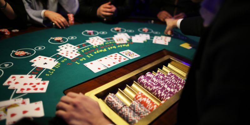 Nên chọn Casino Iwin để chơi